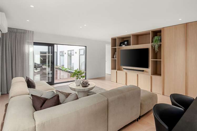 27 Kauri Point Drive Rototuna North_8