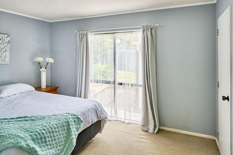 216 Sievers Grove Cannons Creek_8