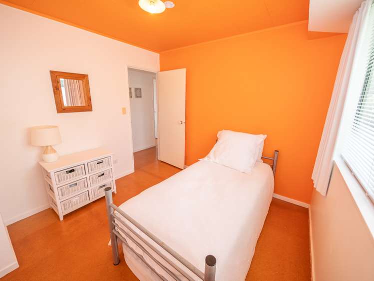 2 Dudley Crescent Cable Bay_19