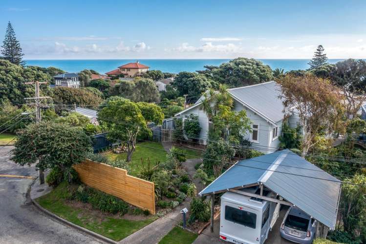 137 Wellington Road Paekakariki_20