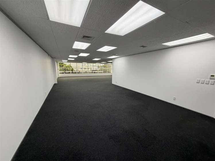 130 Broadway Newmarket_2