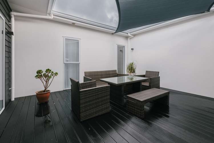 10 Monaco Grove Fitzherbert_29