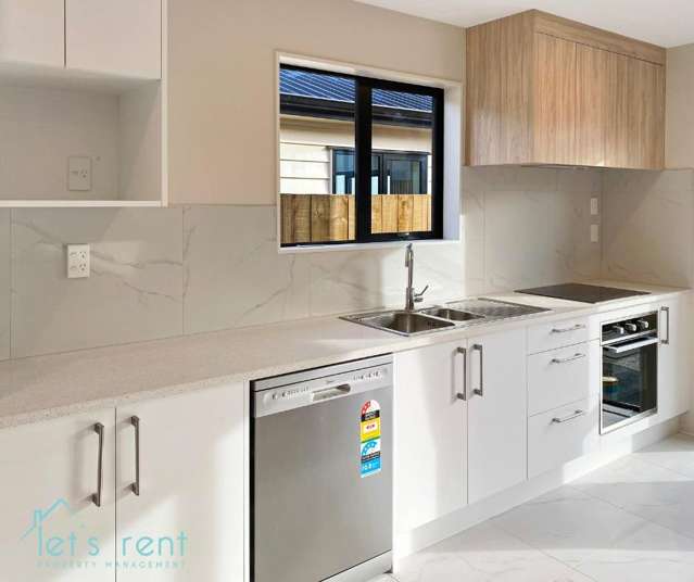 B/23 Tributary Parade 1694_4