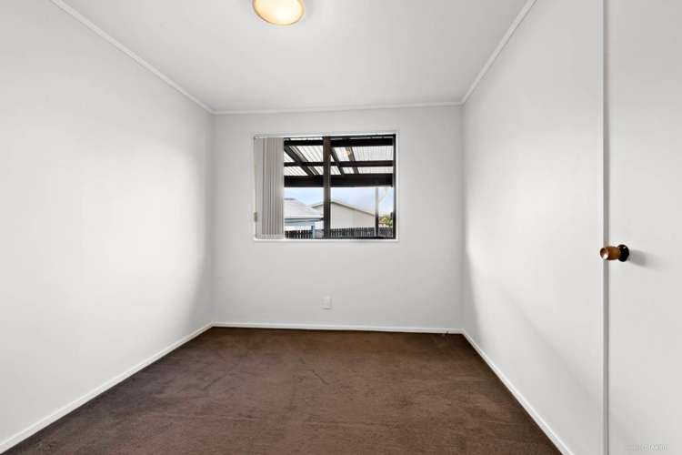 11 Ebenezer Way Clendon Park_12