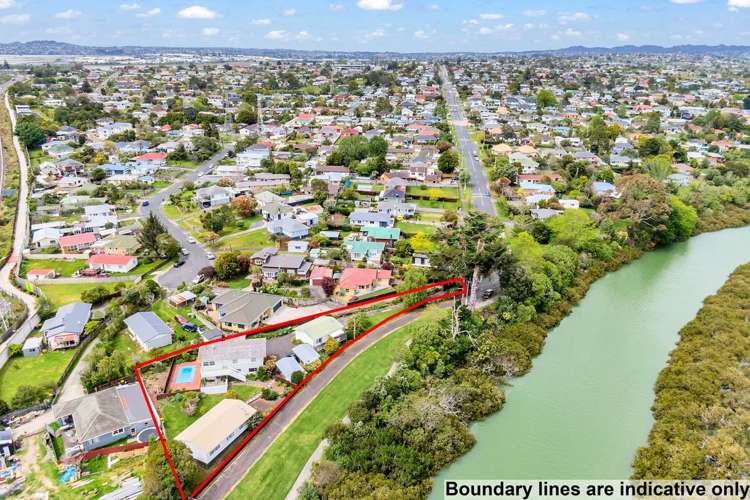 141 Flanshaw Road Te Atatu South_43