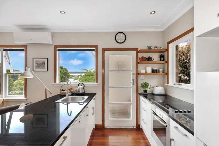 2/93 East Coast Road Castor Bay_6