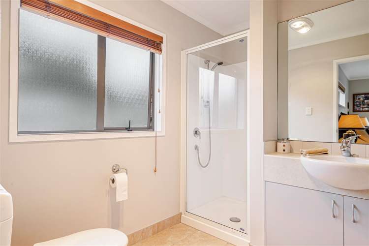 3 Springtide Place Red Beach_14