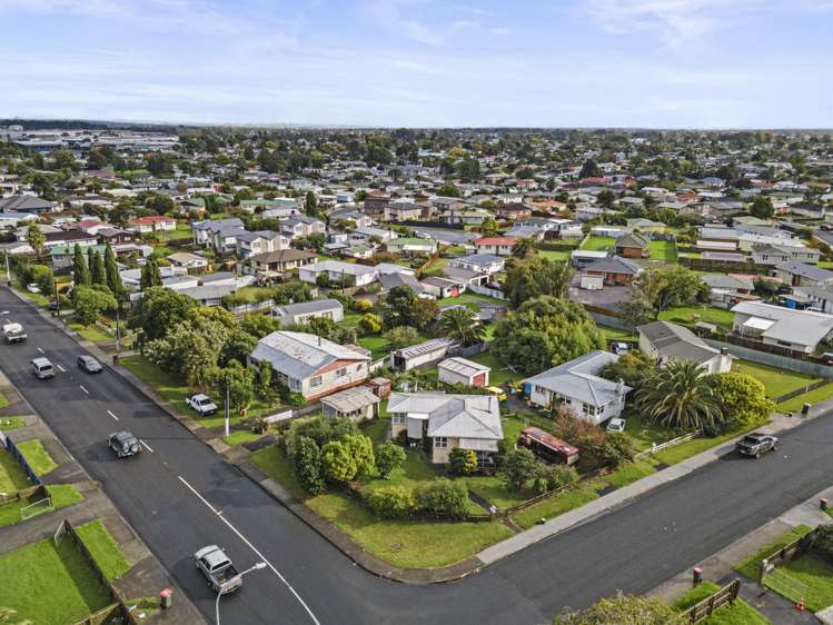 2 President Avenue Papakura_8