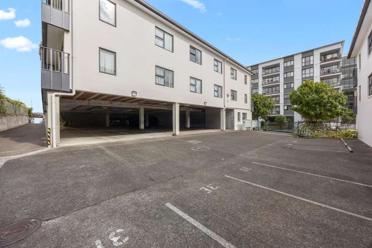 3t/1 Wadier Place Henderson_11