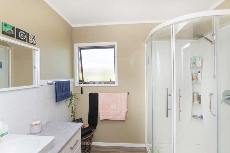 65 Esplanade Kaiti_12