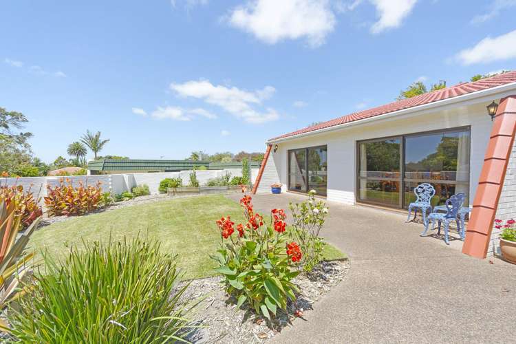 20 Wairata Place Te Atatu South_2