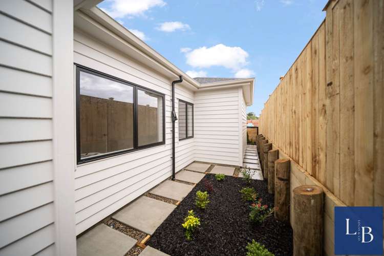 38 Furlough Road Opaheke_27