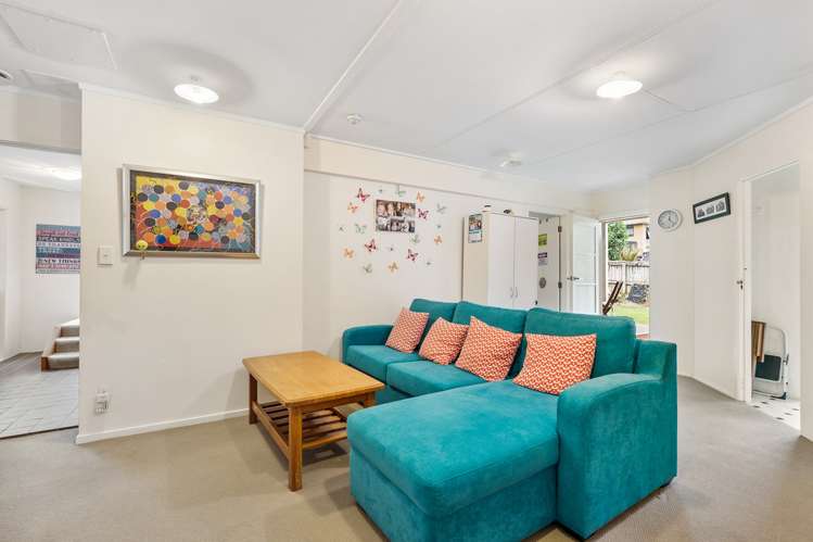 2/20 Holdaway Avenue Northcote_15