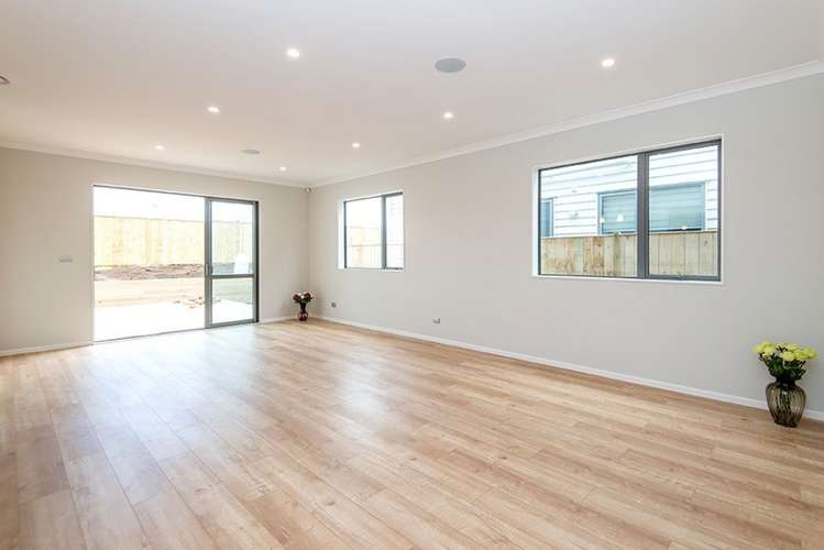21 Eastfield Avenue Flat Bush_4
