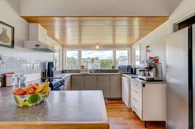 16 Cairnfield Road 11640_3