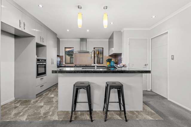 4 Springside Drive Flat Bush_3