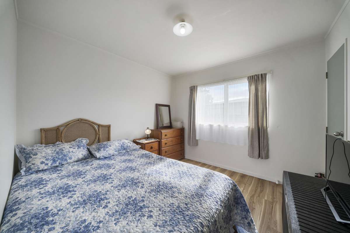 65A Cobham Crescent_3