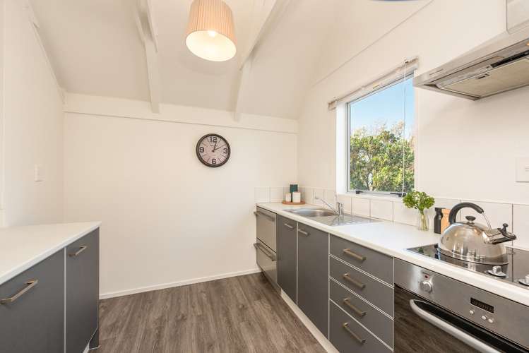 97 Kaikoura Street Maupuia_12