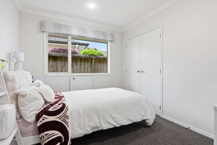 298 Ballintoy Park Drive Welcome Bay_11