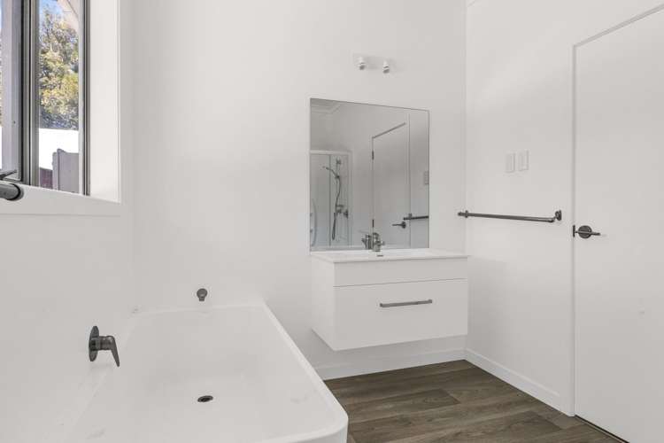 194 Tarata Road Inglewood_12