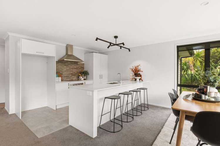 85 Hills View Drive Papamoa_15