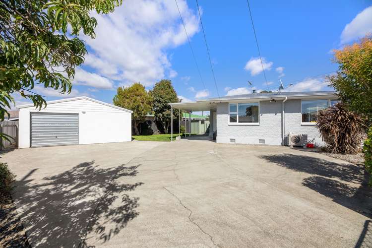 2 Houghton Crescent Redwoodtown_14