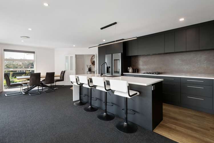 2 Gleneagles Drive Aongatete_5