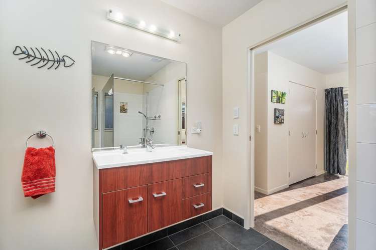 211 Waimaire Avenue Matarangi_16