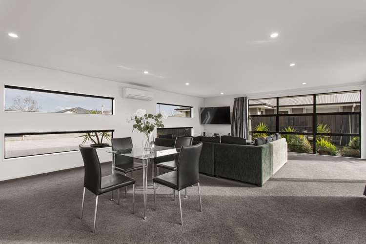 21 Oaks Drive Lincoln_11