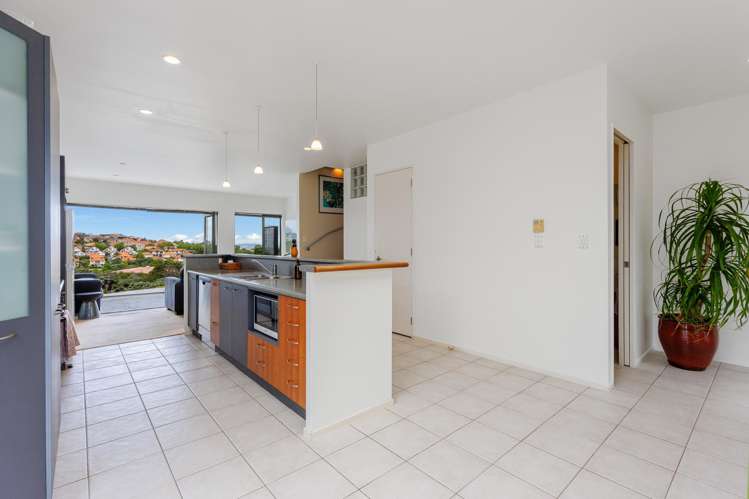 280 Alec Craig Way Gulf Harbour_11