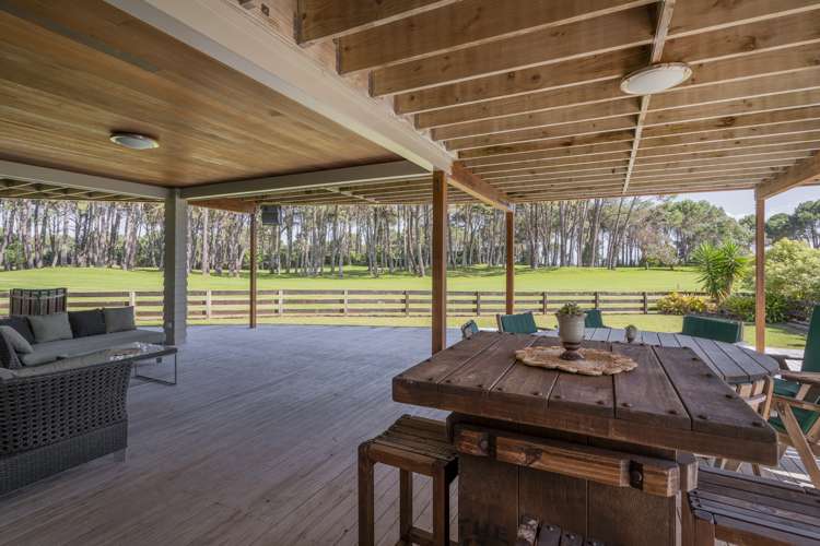 107 Mercury View Matarangi_24