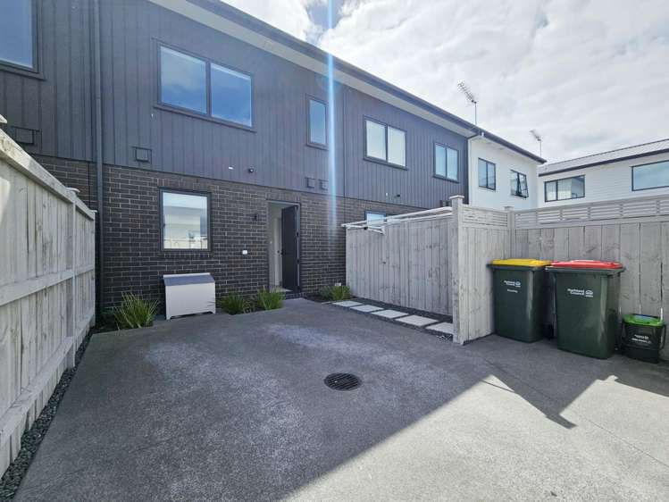 41 Adlam Lane Takanini_13