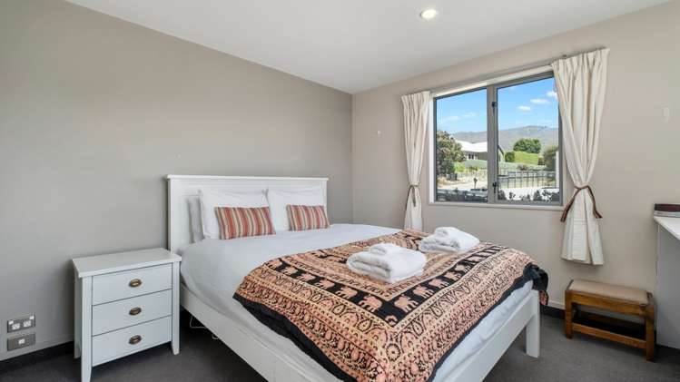 99 Kings Drive Wanaka_14