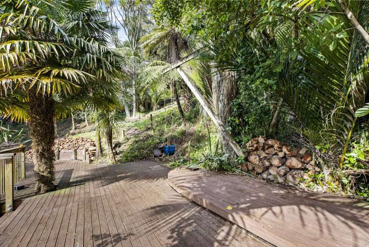 74 Laingholm Drive Laingholm_13