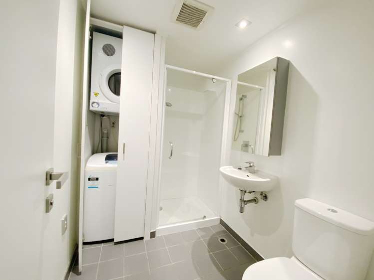 725/430 Queen Street Auckland Central_8