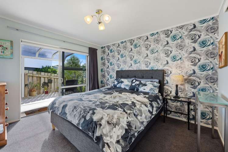 49 Torkar Road Clarks Beach_18