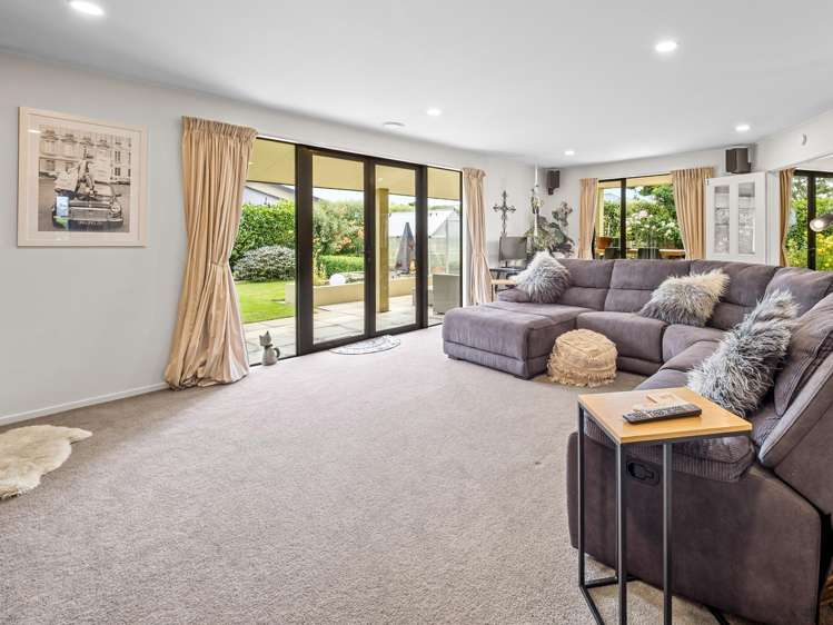 75 Pages Road Allenton_13