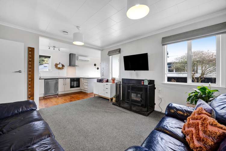 16 Karaka Street Hawera_9