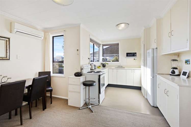 96 Neill Street Hornby_5