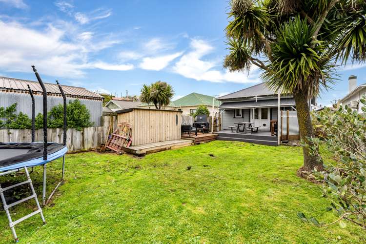 12 Crest Street Tainui_21