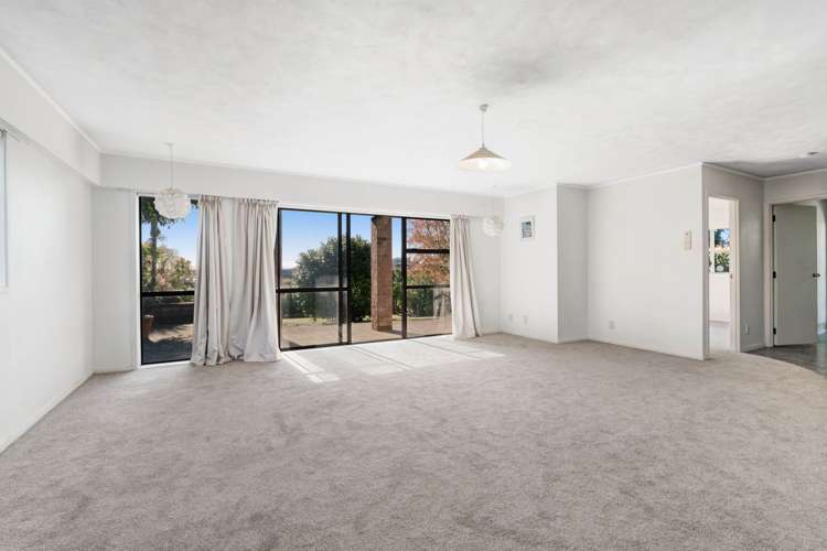 24 Tawhana Crescent Red Beach_14