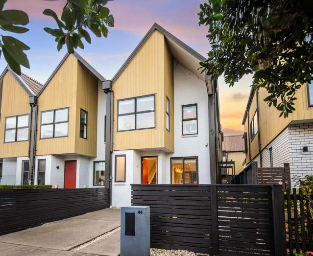 Urban Ease With Coastal Living