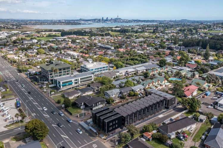 4/54 Taharoto Road Takapuna_12