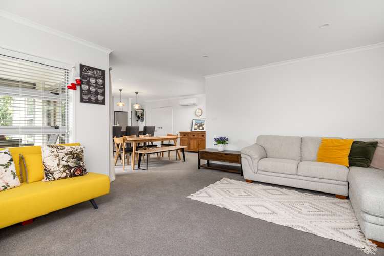 117 Awataha Crescent Pyes Pa_6