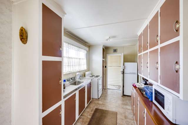 700 Tamatea Street Mahora_1