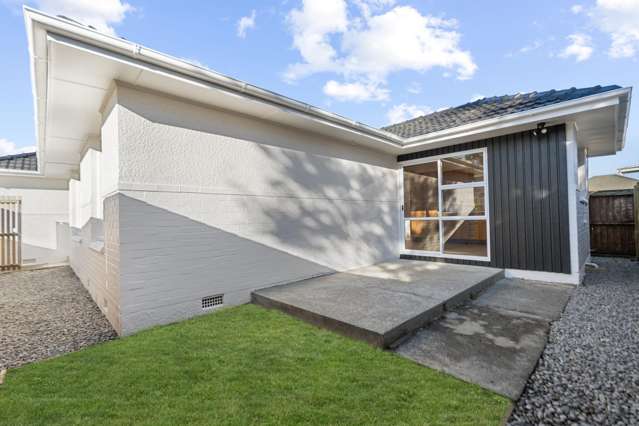 $699,000 - Merrin/BSH Zoned! Titled!