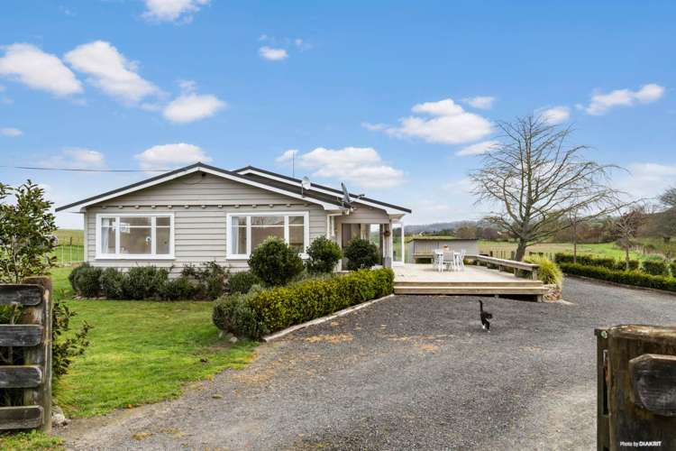 1716 Miranda Road Mangatangi_12