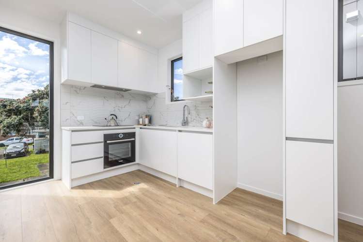 4/54 Taharoto Road Takapuna_6