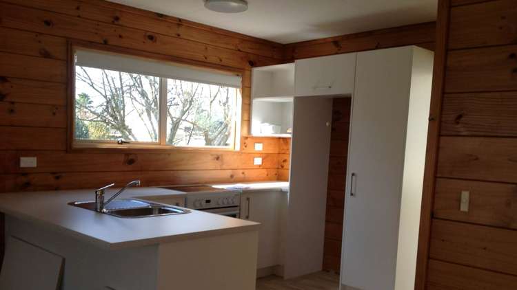 3 Dan Tori Place Orewa_10