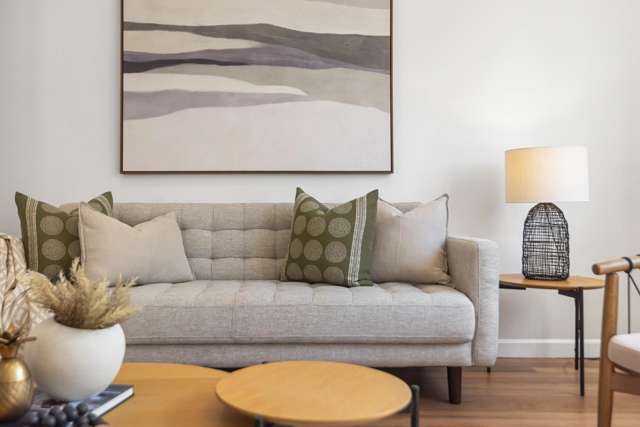 2/180 Lake Road Northcote_3